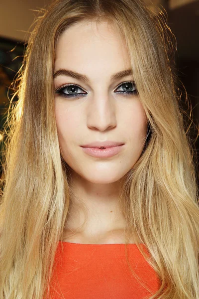 Look 2